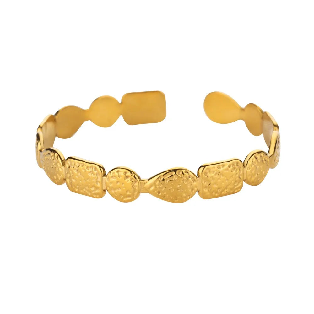 Crownline Cuff Set